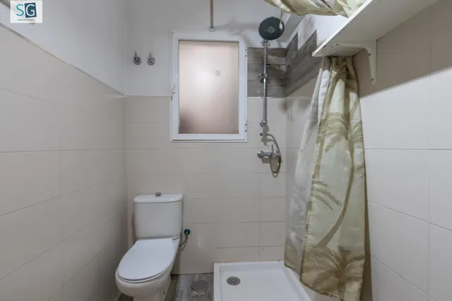 PISO DE 4 DORMITORIOS EN CAMINO DE RONDA — 21