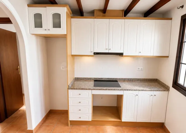 Preciosa planta baja en Señorio de Roda - foto 5