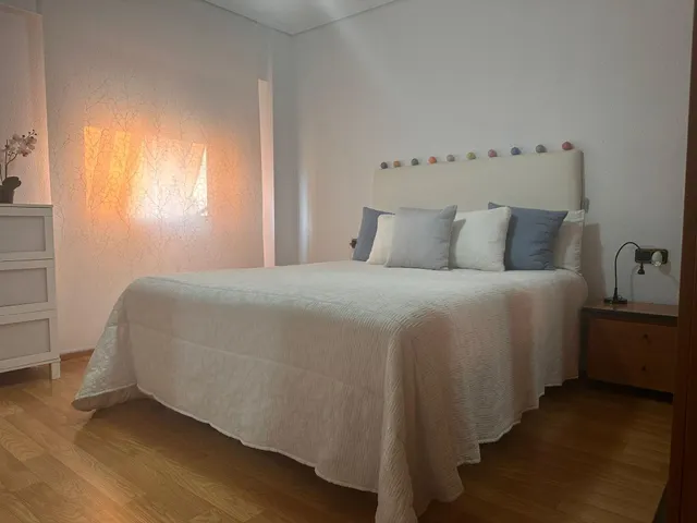 Luminoso piso de 3 habitaciones en Aldaia. — 18