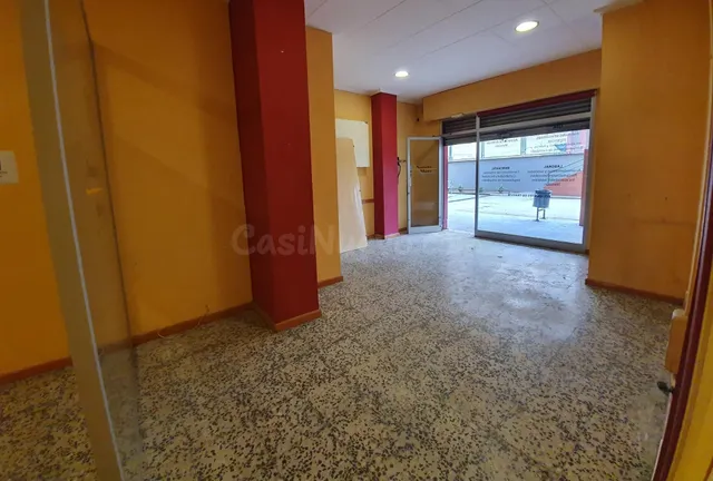 Local comercial actualmente diáfano, en Sabadell, zona Conco - foto 3