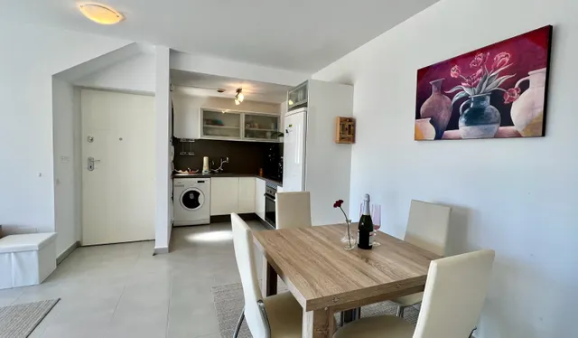 Impresionante Apartamento de 2 habitaciones en Mil Palmeras ️ — 8