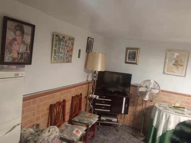 casa amplia de dos plantas con patio en Cehegín — 17
