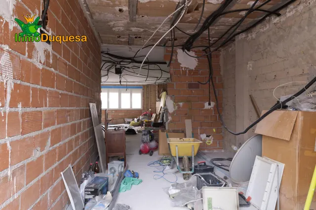 Piso de 3 dorm. + 2 baños (Para reformar) — 13