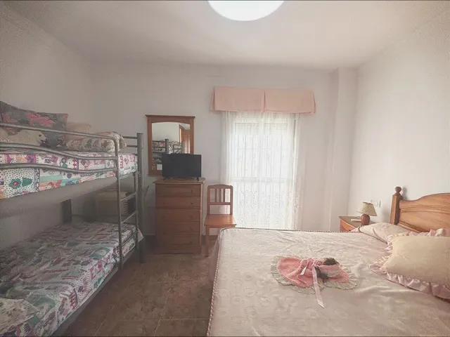 Casa  independiente en perfecto estado con terraza — 30