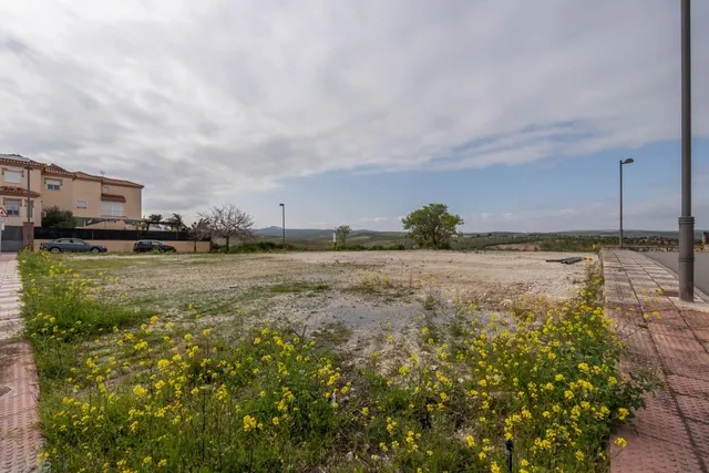 Parcela urbana de 985 m2 en Cúllar Vega (El Ventorrillo) — 10