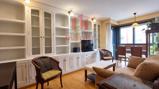 APARTAMENTO CON GARAJE Y TRASTERO EN LA ZONA DEL VEINTIUNO