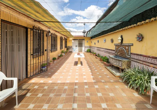 Espectacular chalet independiente con piscina en Alfacar — 12