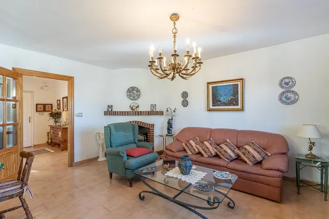 Chalet independiente con muchas posibilidades en Gojar. — 10