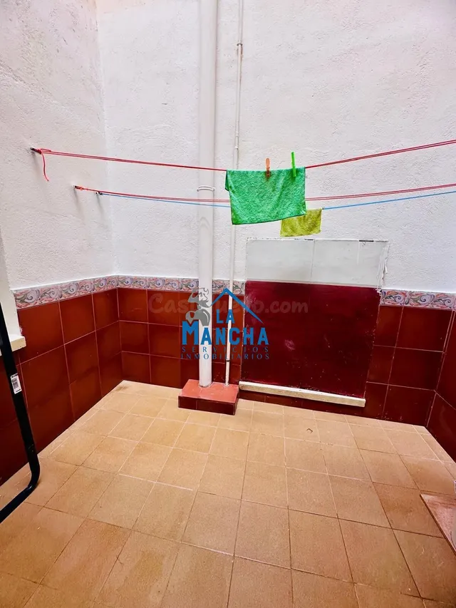 INMOBILIARIA LA MANCHA VENDE PISO ZONA CARREFOUR DE ALBACETE - foto 5