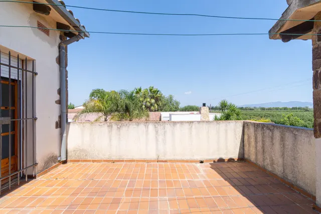 Casa/Chalet independiente de estilo rústico, en Bon Relax, Sant Pere Pescador, a 1Km del mar. — 49