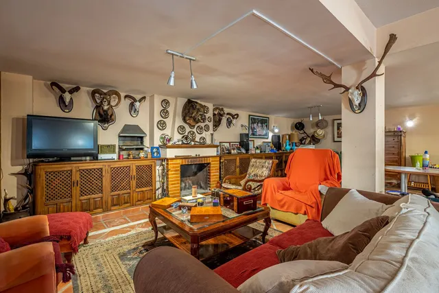 Chalet 4 habitaciones 557m² en venta - Centro — 31