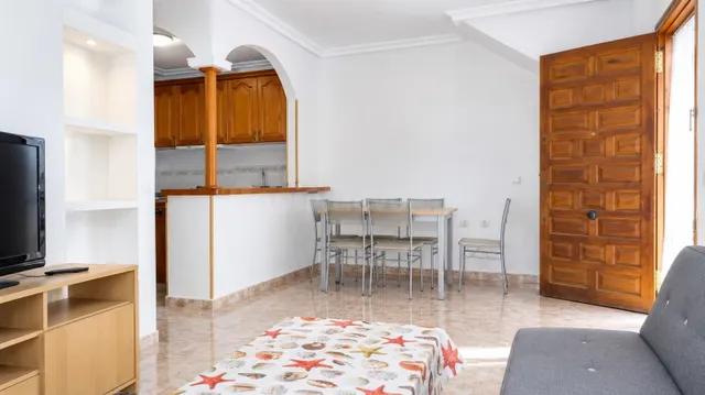 Bungalow en planta baja 2 habitaciones con piscina Torreblanca — 4