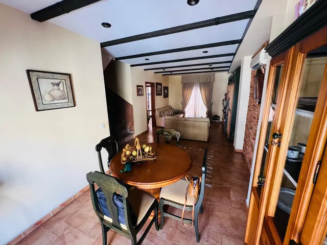 IMPECABLE CASA ADOSADA EN BENALMÁDENA PUEBLO CON VISTAS DESPEJADAS Y AL MAR DESDE LA PLANTA ALTA — 8