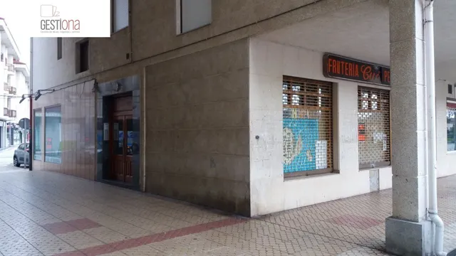 LOCAL COMERCIAL EN EL CENTRO DE LA VILLA. NOJA — 6