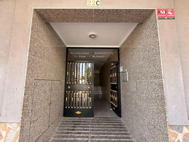 Apartamento 1 habitación 65m² en venta - Estacion de autobuses — 24