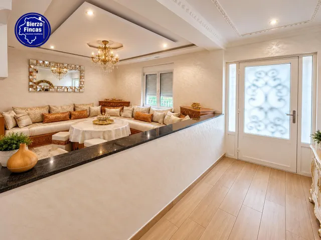 **se vende casa en Oviedo** — 36