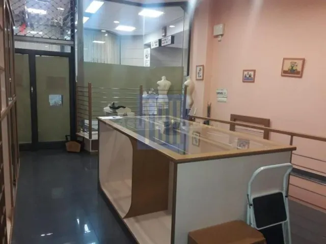 Local comercial en alquiler en Centro - foto 3