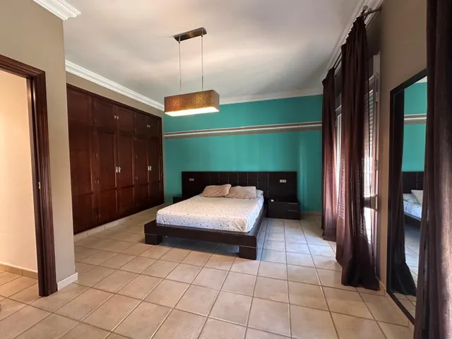 CASA EN LA PUEBLA DE CAZALLA — 22