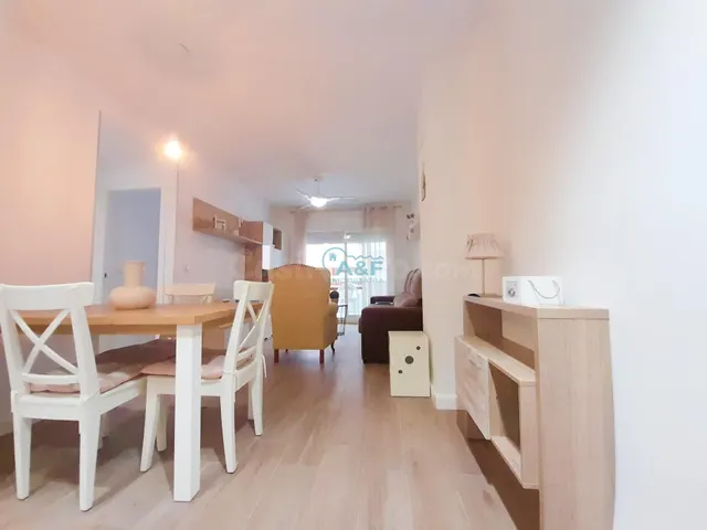 Estupendo apartamento en alquiler en el Edificio Costa Marfi - foto 5