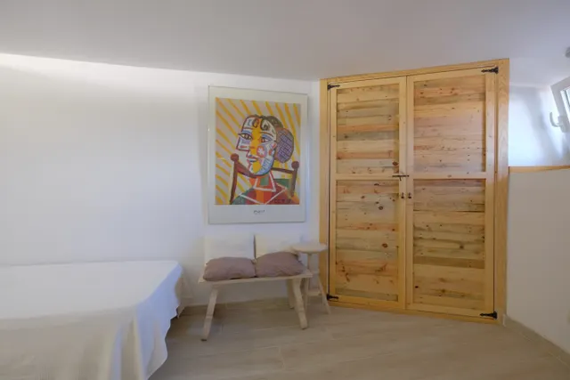 VILLA DE LUJO COMPUESTA POR 3 APARTAMENTOS INDIVIDUALES, TODO DE PRIMERA CALIDAD CON VISTAS AL MAR — 42