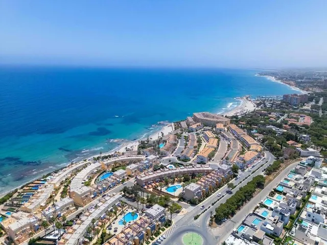 Casa 3 habitaciones 177m² en venta - Lomas de Cabo Roig — 31