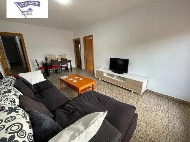habitaciones EN PISO PARA ESTUDIANTES ZONA HOSPITAL — 14