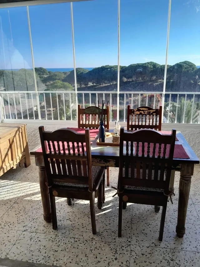 ESPECTACULAR VIVIENDA FRENTE A LA PINADA, RODEADA DE VEGETACIÓN — 8