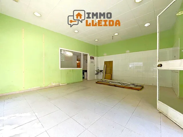 OPORTUNIDAD Local céntrico en Balaguer — 15