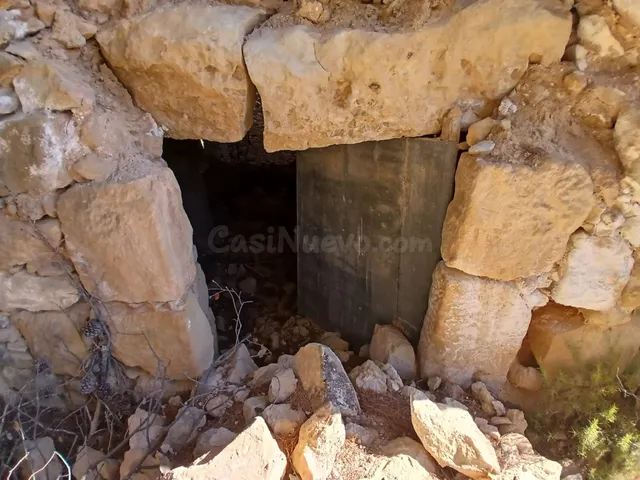 Finca rústica con maset en Arnes - foto 2