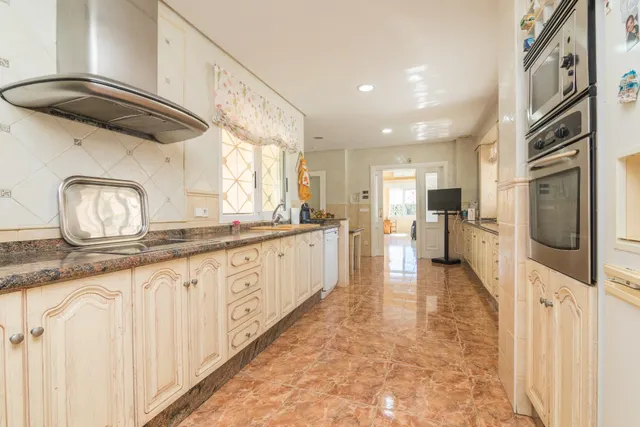 EL HOGAR DESEADO HA LLEGADO A TU VIDA!! CHALET EN VENTA EN BONAVISTA — 28