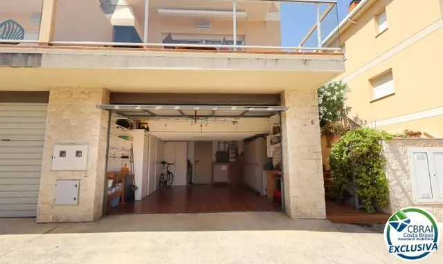 A solo 300 metros del mar: hogar con encanto en La Farella — 28