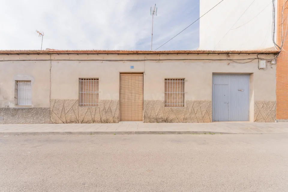 Casa 3 habitaciones 137m² en venta - Pueblo 11