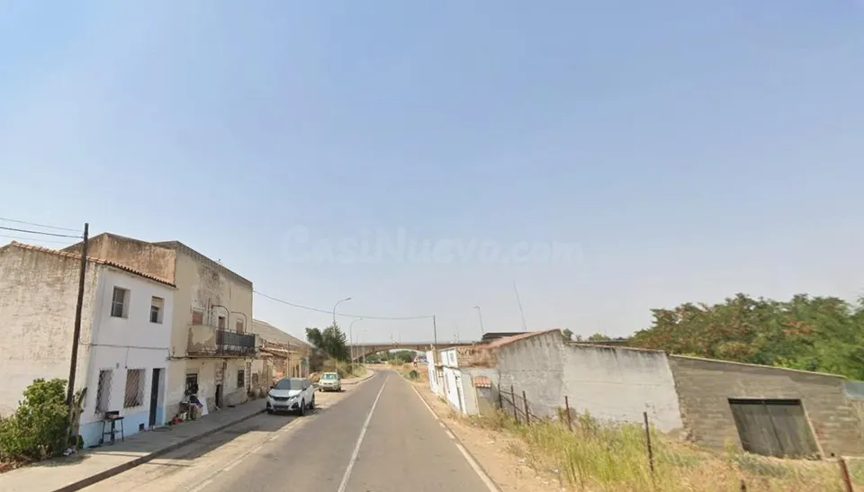 ADOSADO EN VENTA EN MERIDA PARA REFORMAR