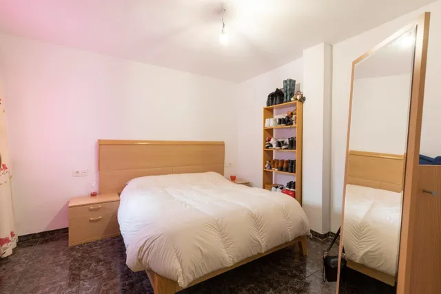 Ático reformado con ascensor, terraza y chimenea, listo para entrar a vivir — 17