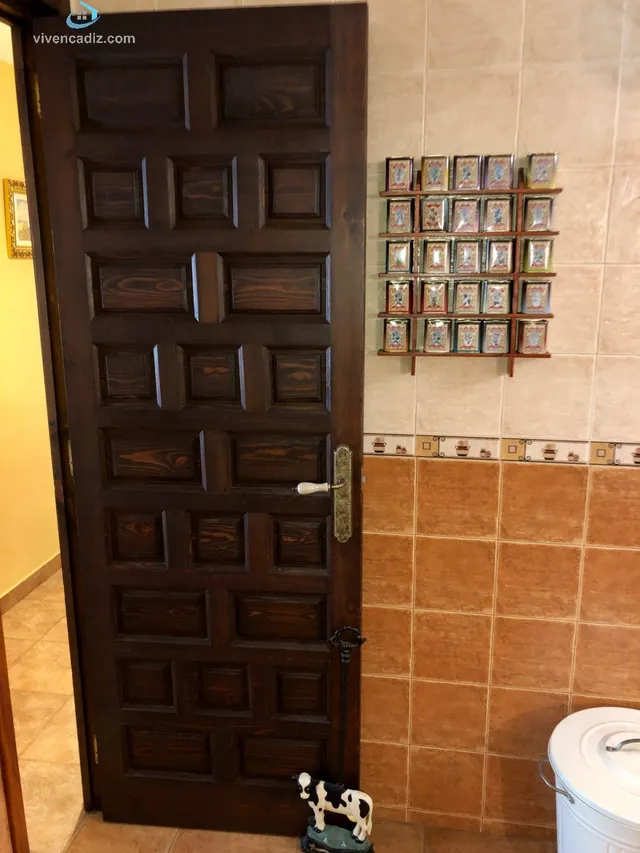 AMPLIA VIVIENDA CON ASCENSOR - ZONA CENTRO — 49