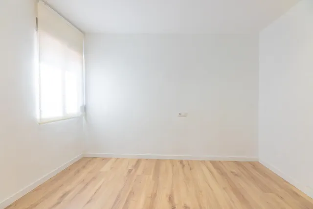 ¡LUMINOSO PISO TOTALMENTE REFORMADO, 100% EXTERIOR Y CON EXCELENTE LUZ NATURAL! — 20