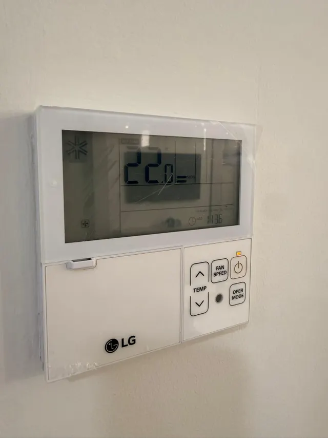 ¡PISO REFORMADO Y AMUEBLADO EN OLLERÍAS! JUNTO A TORRE DE LA MALMUERTA Y PLAZA DE COLÓN — 29