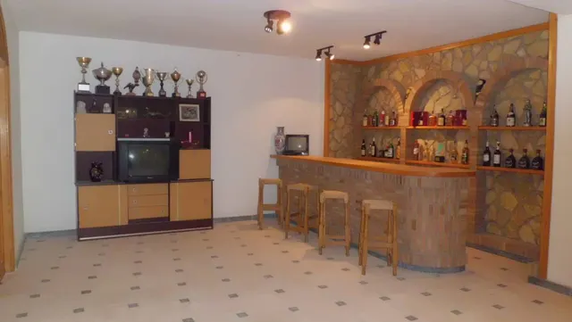MAGNIFICO CHALET EN VALVERDE — 27