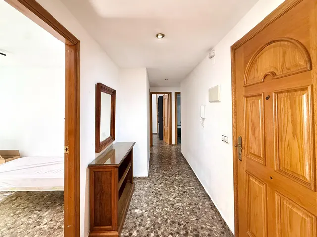 Piso de 4 habitaciones en alquiler en Torrent — 26