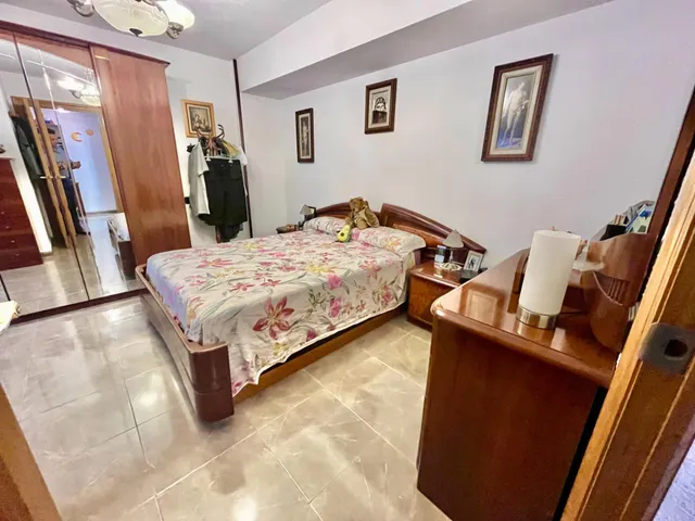 ¡¡Piso Reformado de 4 habitaciones y 2 Baños en Carolinas, Alicante!! — 33