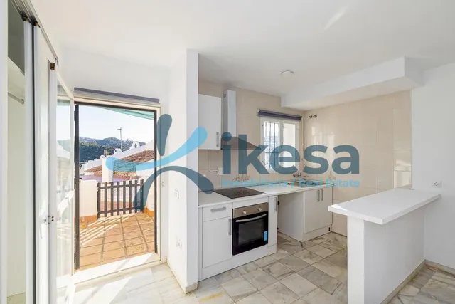 Venta de Casa Adosada en Marbella, Málaga. — 6