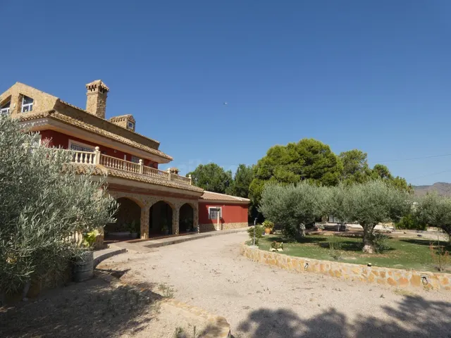 Exclusiva Finca Ecuestre en la Tranquila Campiña de Mazarrón - foto 3