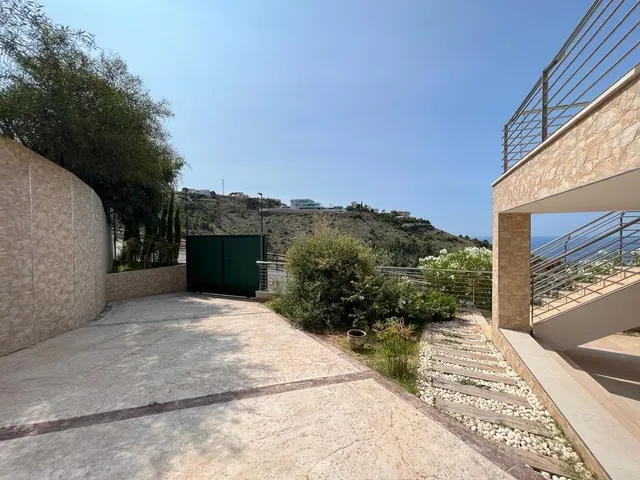 Se vende el chalet de lujo en Rincón de Loix en Benidorm. — 11