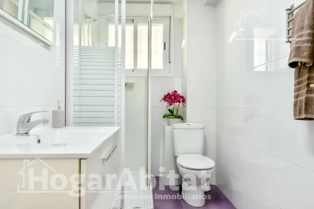 Reformado con terraza y licencia turística junto al mar — 36