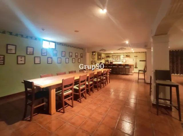 ESPECTACULAR CASA CON PISCINA, BARBACOA  EN PARCELA DE MÁS DE 20.000M2 — 44