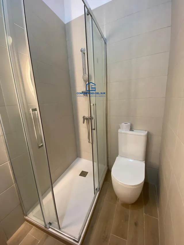 Moderno Piso Reformado en el centro de Cádiz — 13