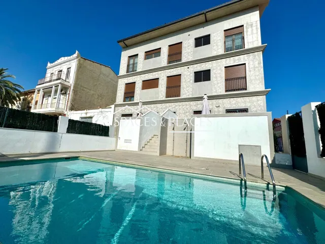Alquiler piso  de 3 habitaciones en residencial con piscina — 2