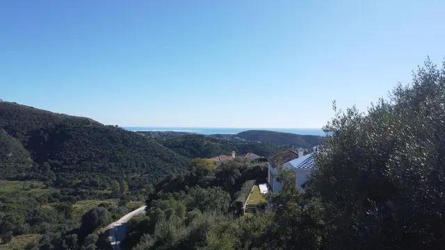 Parcela 4 habitaciones en venta - Costa del Sol — 6