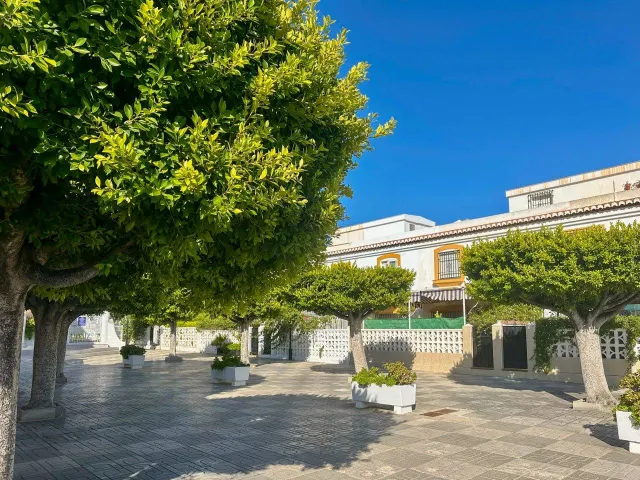 CASA EN SEGUNDA LÍNEA DE PLAYA, URBANIZACIÓN MARE NOSTRUM — 8