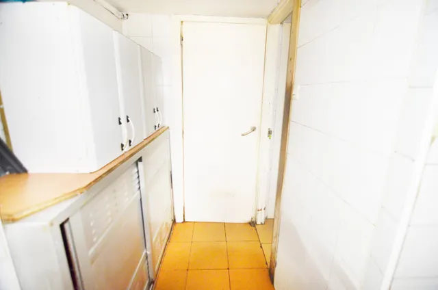 Urbis te ofrece un local comercial en venta en zona Centro, Salamanca. — 23